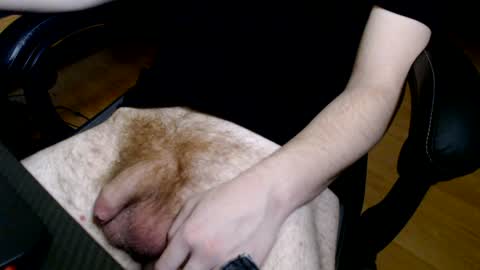 Snapshot of commanderchip chatting on 01-20-25, 06:43 commanderchip online show from 01-20-25, 06:43