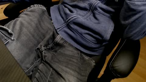 Snapshot of commanderchip chatting on 02-04-25, 02:53 commanderchip online show from 02-04-25, 02:53