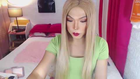 QUEEN SABRINA online show from 01-06-26, 06:50