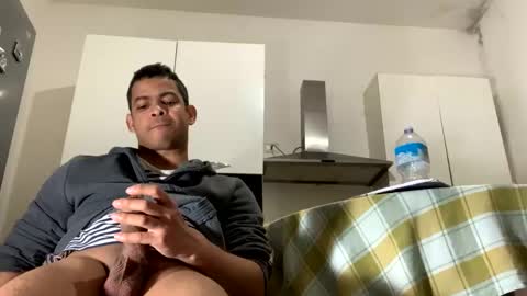 Snapshot of comobailamioso chatting on 03-12-25, 07:49 comobailamioso online show from 03-12-25, 07:49