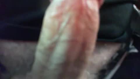 Snapshot of comox1961 chatting on 01-08-26, 08:27 comox online show from 01-08-26, 08:27