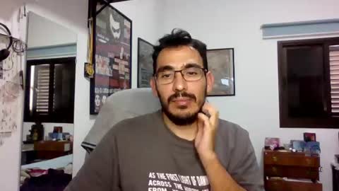 Snapshot of conejero_37 chatting on 06-18-26, 12:09 Jesus online show from 06-18-26, 12:09