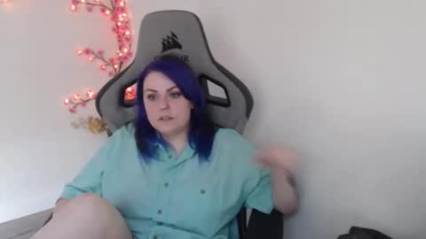 Snapshot of confused_armadillo chatting on 06-09-26, 05:46 mother of the gays online show from 06-09-26, 05:46