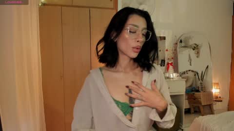 connie    online show from 12-29-24, 01:06