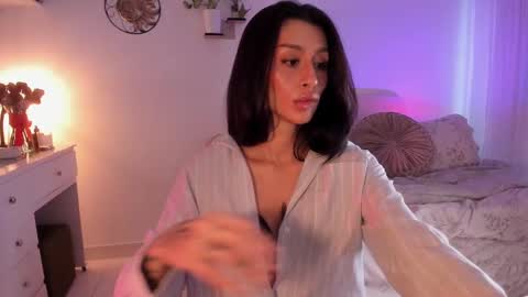 connie    online show from 03-01-25, 01:40