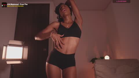 Snapshot of connie_west0 chatting on 12-30-24, 11:17   independent model online show from 12-30-24, 11:17