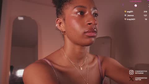 Snapshot of connie_west0 chatting on 01-18-25, 01:30   independent model online show from 01-18-25, 01:30