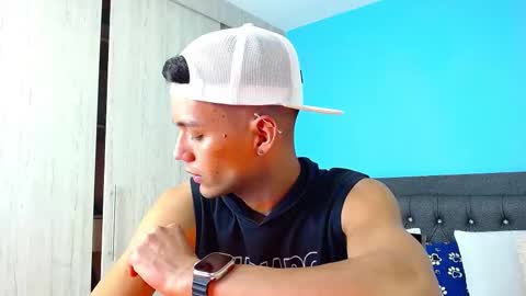 Snapshot of connor_garrett chatting on 03-07-25, 07:27 Connor online show from 03-07-25, 07:27