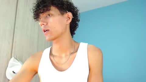 Snapshot of connor_garrett chatting on 12-17-25, 12:27 Connor online show from 12-17-25, 12:27