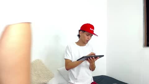 Snapshot of connor_garrett chatting on 03-21-26, 03:33 Connor online show from 03-21-26, 03:33