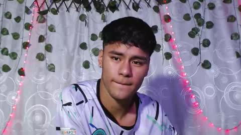 Snapshot of connor_michael chatting on 10-07-25, 11:13 connor_michael online show from 10-07-25, 11:13