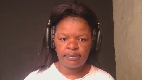 Snapshot of conny685249 chatting on 01-07-26, 05:21 conny online show from 01-07-26, 05:21