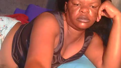 Snapshot of conny685249 chatting on 02-12-26, 04:40 conny online show from 02-12-26, 04:40