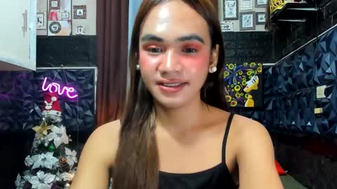 Snapshot of conservativehot_girl chatting on 11-27-25, 02:02 Vanner online show from 11-27-25, 02:02