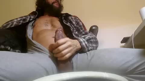 Snapshot of constructorcock chatting on 12-29-24, 01:06 bearded hairy pits big brown cock online show from 12-29-24, 01:06