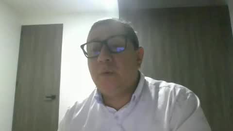 Fer online show from 10-22-25, 03:51