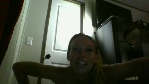 Snapshot of cookie_j22 chatting on 09-22-25, 07:32 Jaiscookie cum play with me online show from 09-22-25, 07:32