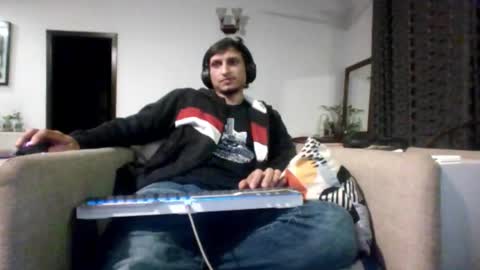 Snapshot of cool2buddies chatting on 01-05-26, 11:41 Cool2Buddies online show from 01-05-26, 11:41