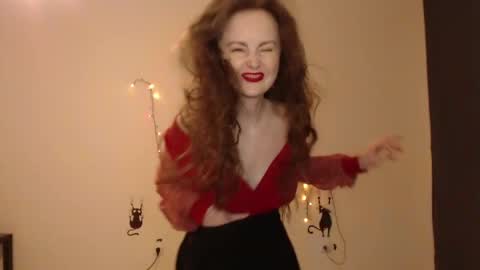 Snapshot of coolamber chatting on 03-24-26, 10:26 Amber online show from 03-24-26, 10:26