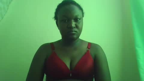 coolgirl001 online show from 03-11-25, 08:41