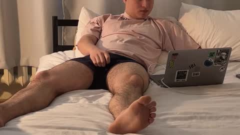 Snapshot of coolskum00 chatting on 02-24-26, 10:46 Lisa and Alen online show from 02-24-26, 10:46