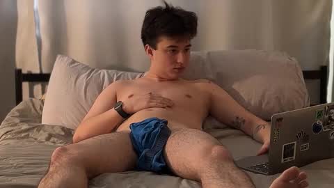 Snapshot of coolskum00 chatting on 02-26-26, 11:09 Lisa and Alen online show from 02-26-26, 11:09