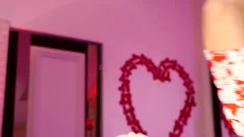 Ginger The Cringer online show from 10-28-25, 09:02