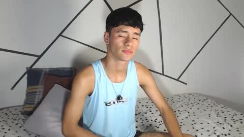 Snapshot of cooper_shiro chatting on 01-15-26, 07:17 shiro online show from 01-15-26, 07:17