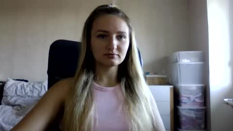 cora_fora online show from 09-21-25, 07:21