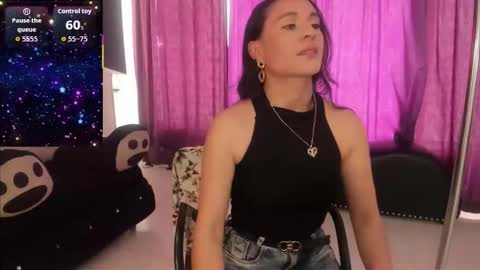 Coral  online show from 11-08-25, 01:44