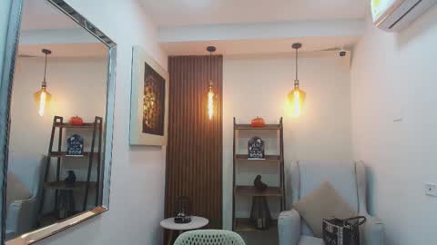 Coral online show from 10-23-25, 11:09