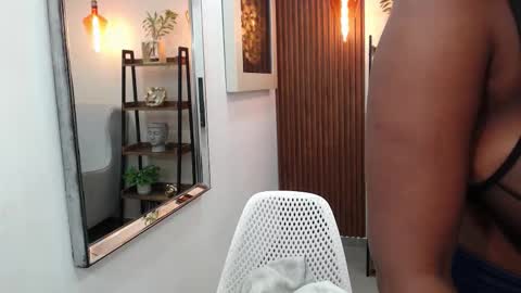 Coral online show from 12-15-25, 11:03