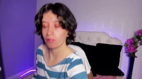 Snapshot of coralandocean chatting on 12-03-25, 01:20 Coral and Ocean online show from 12-03-25, 01:20