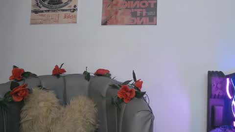 Snapshot of coraliebronson chatting on 02-14-26, 05:43 Coralie Bronson online show from 02-14-26, 05:43