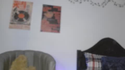 Snapshot of coraliebronson chatting on 02-21-26, 12:55 Coralie Bronson online show from 02-21-26, 12:55