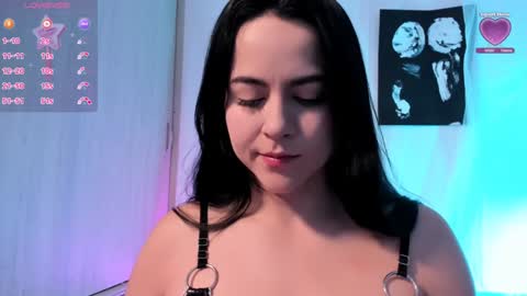 Snapshot of coralinekam1 chatting on 01-17-25, 04:04 Coralinekam1 online show from 01-17-25, 04:04