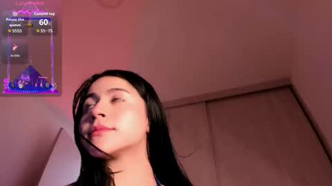 Snapshot of coralinekam1 chatting on 10-11-25, 08:18 Coralinekam1 online show from 10-11-25, 08:18