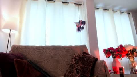 Coralinekam1 online show from 07-10-26, 06:54