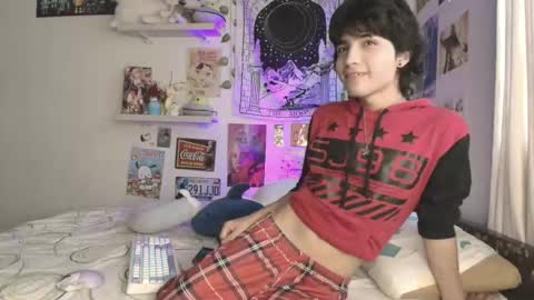 Snapshot of corey_moon chatting on 02-09-26, 03:16 Corey Glenn online show from 02-09-26, 03:16