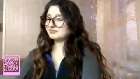 Snapshot of coreycorcoran chatting on 02-18-26, 01:40 Elisheva online show from 02-18-26, 01:40