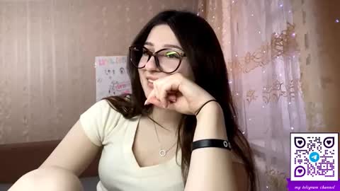 Elisheva online show from 03-23-26, 02:32
