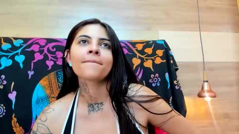 Snapshot of cori_paige chatting on 12-21-25, 01:35 Cori online show from 12-21-25, 01:35