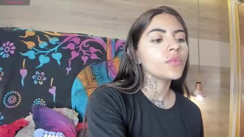 Snapshot of cori_paige chatting on 12-22-25, 04:09 Cori online show from 12-22-25, 04:09