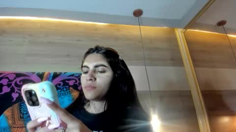 Snapshot of cori_paige chatting on 01-15-26, 03:55 Cori online show from 01-15-26, 03:55