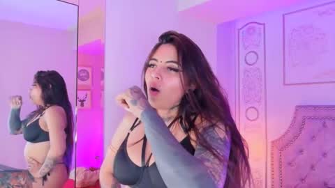 Snapshot of cori_paige chatting on 02-20-26, 06:19 Cori online show from 02-20-26, 06:19