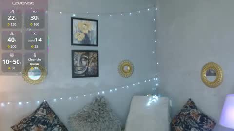 Snapshot of corinndupont chatting on 02-23-26, 01:03 CORINNDUPONT online show from 02-23-26, 01:03