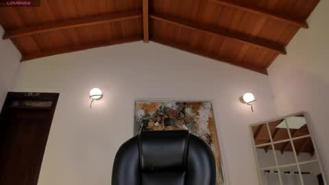 Corinne Russo online show from 01-09-25, 05:13