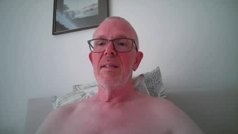 Snapshot of coriolis1957 chatting on 07-25-26, 02:03 coriolis1957 online show from 07-25-26, 02:03