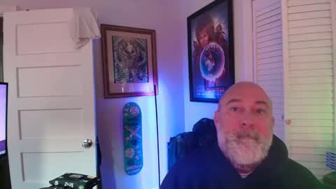 Snapshot of cornbreadass chatting on 04-12-26, 03:28 cornbreadass online show from 04-12-26, 03:28