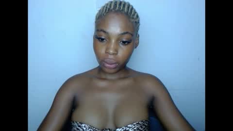 cornxcunt online show from 11-16-25, 04:12